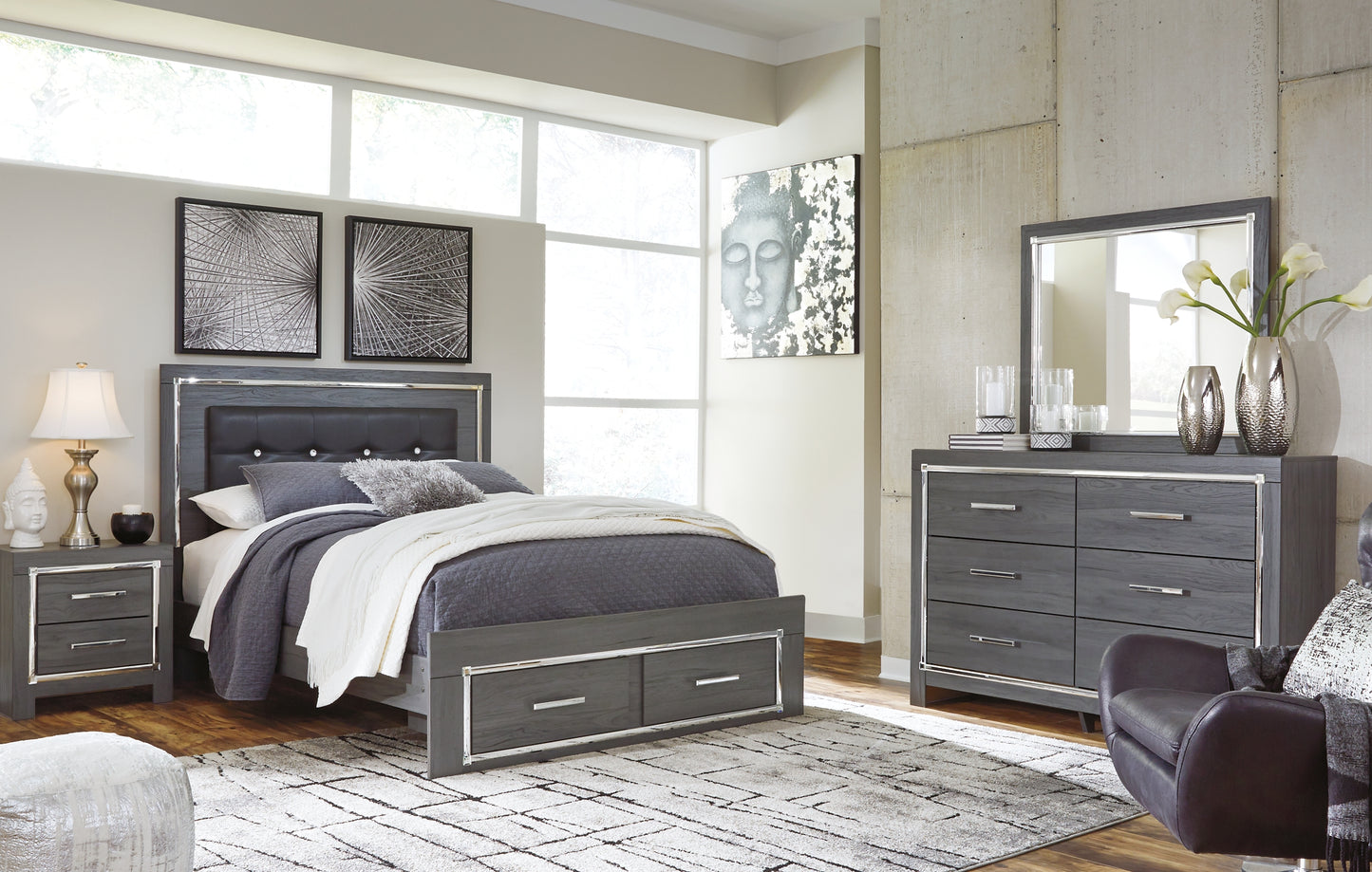 Lodanna Queen Panel Bed with 2 Storage Drawers with Mirrored Dresser and Chest